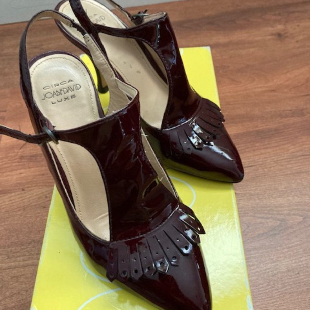 Joan&David Pumps